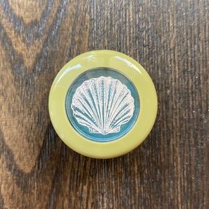 MAC LIMITED EDITION EYESHADOW